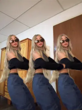 Báilalo rockyyy #trendingvideo #tren #viral_video #danc #dancer #creatorsearchinsights #creatorrevolution #foryo #parat #bailalo #rocky #woman 