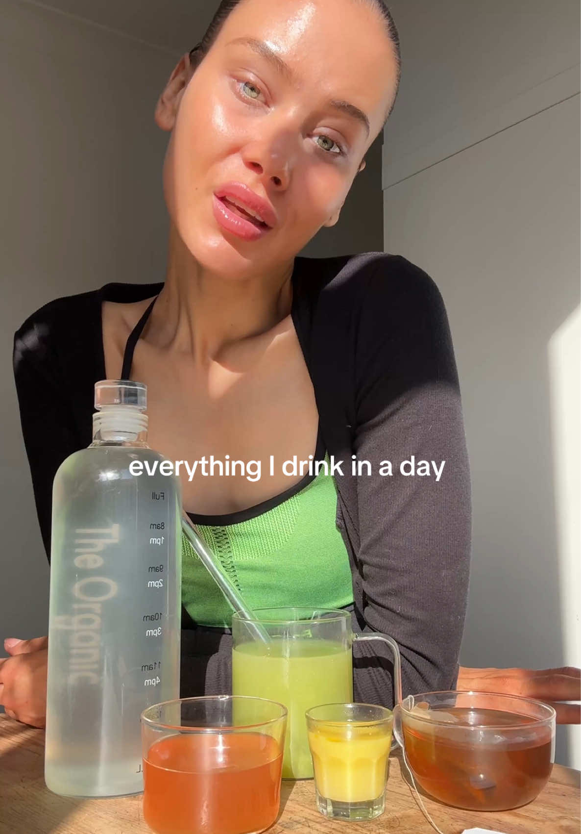 feel free to x1.5 speed the audio, I’m fasting so my speech is exceptionally slow today. #hydration #glowingskin #freshjuice #healthygut #motivation #greenjuice #Ramadan 
