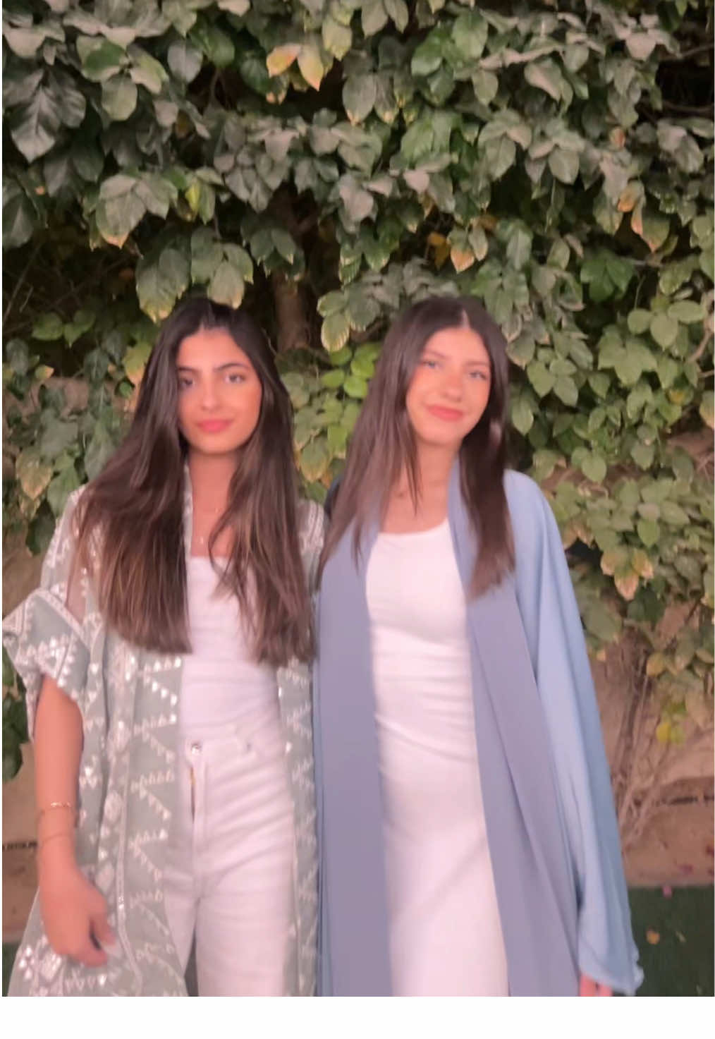 Girls Iftar 🤍⭐️ #abaya #fyp #outfitinspiration #dubai #grwm #viral #Ramadan 