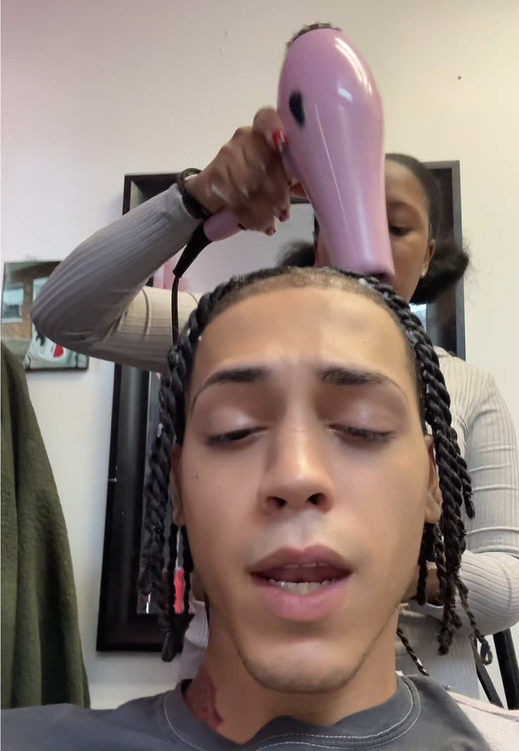 @BNS ORGANIC BEAUTY INC. eats my twist EVERYTIME🔥