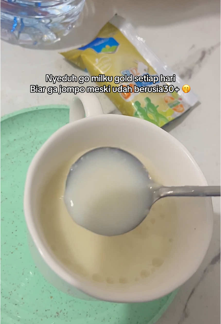 Umur hanyalah angka 😍#gomilkugoldsr12 #gomilku #susukambingsr12 #sehat #lansia #susukambingetawa 