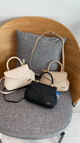 Tas terbaru dari @ENJI Official Store #enjibag #slingbag #handbag 