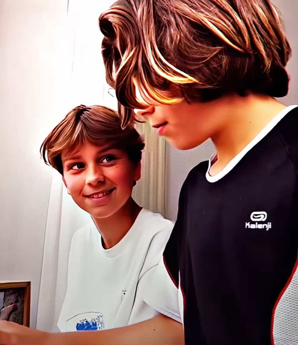 2 years ago… piano made Elias feel in love with Alex🥹🫶 // #younghearts #youngheartsedit #lougoossens #mariusdesaeger #eliasandalexander #edit #fyp #tozinaep 