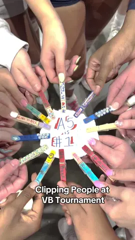 Clipping people at a Volleyball Tournament - A5 #1. . #sharingnews #wearesoback #volleyball #a5vball #a5 #volleyballclub #volleyballplayer #volleyballtournament 