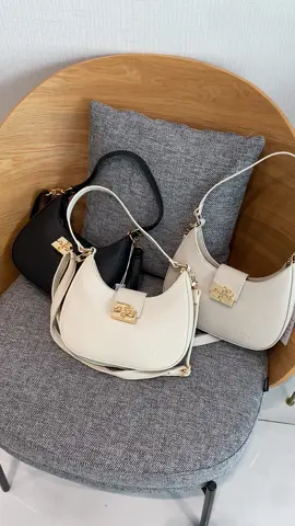 Shoulder bag terbaru dan langsung SALE @ENJI Official Store #shoulderbag #enjibag #tascewek 