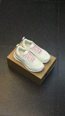 Cloudtilt LOEWE 2 Pink 🌸              - For orders and Inquiries, Visit us on Facebook and Instagram! Instagram: @theshoeemporium27 Facebook: The Shoe Emporium  #creatorsearchinsights #cloudtilt #loewe #oncloudtiltloewe #oncloudtiltloewe2 #oncloudtiltloewe2pink 