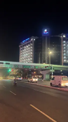 Yangon, 8 Miles 😍