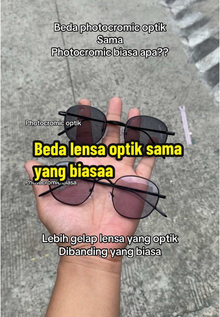Beda photocromic optik sama biasa #JelajahRamadan #kacamataminus #ramadhanekstraseru #kacamataphotocromic #ramadhanekstraseru #soundviral #fyp 