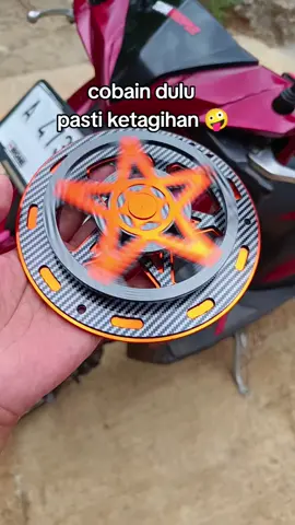 COVER KIPAS SPINNER BINTANG CARBON SERIES  UNTUK BEAT SCOOPY GENIO MIO FINO #spiner #spinerbintang #spinner #coverradiatorspinnerbintang #modifikasimotor #otomotif 