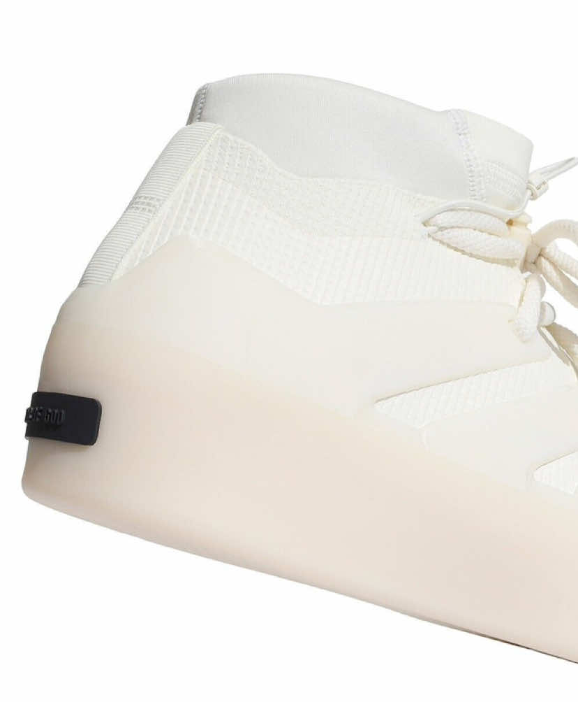Adidas Fear of God Athletics x I BASKETBALL ‘Triple White’ Triple white 1 BASKETBALL #TikTokShop #fearofgod #fearofgodathletics #basketball #basketballtiktok #basketballshoes #fog #jerrylorenzo #adidas #adidasshoes #shoe #shoes #shoestyle #shoeschallenge #sneakerhead #sneaker #sneakers #sneakersaddict #sneakershopping #sneakerheadsbelike #fashion #fashiontiktok #mensshoes #mensfashion 