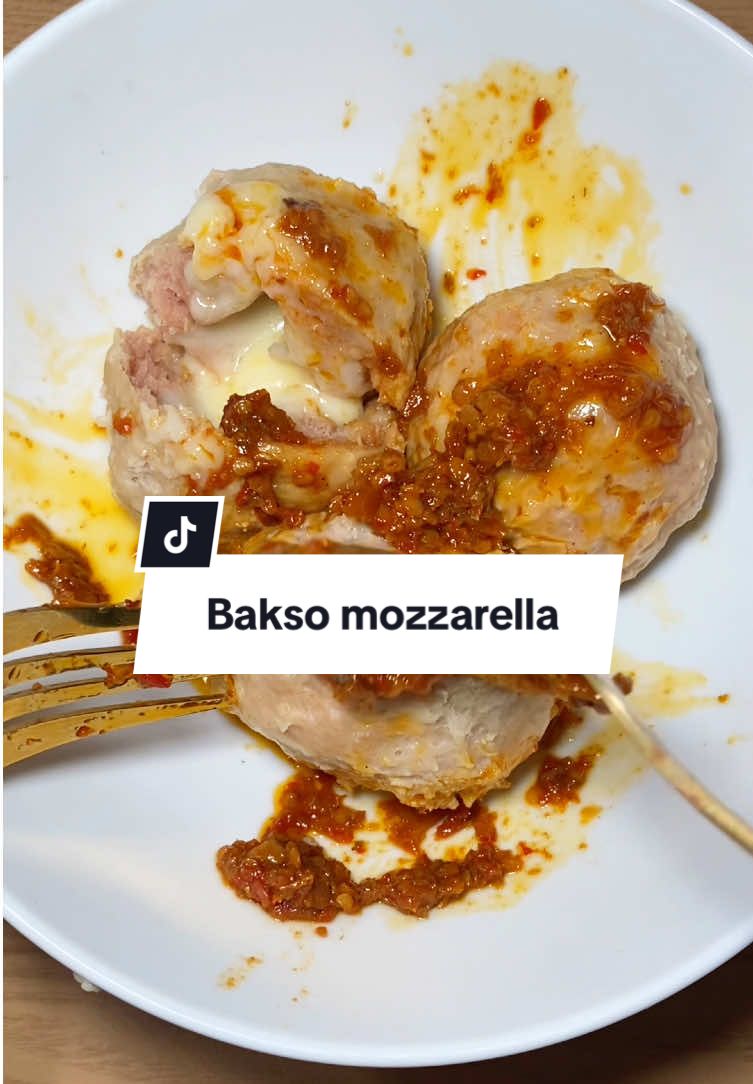 Bakso sambal mozzarella #bakso #baksomozzarella #mozzarella #baksosambal 