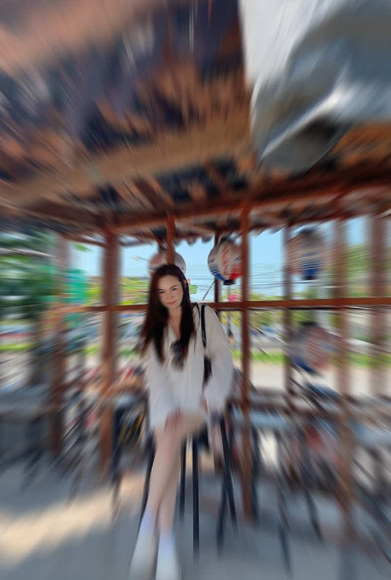 ไปไหนต่อดี🚗💨💨#คาเฟ่บางแสน #cafe #cafebangsaen #tiktokพากิน #เที่ยวไทย 