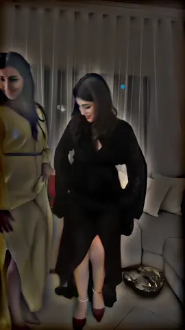 aw dance💃🏻🔥#blackedditing #1million #views #fypシ #foru #viralvideo #burhantv #tiktok 