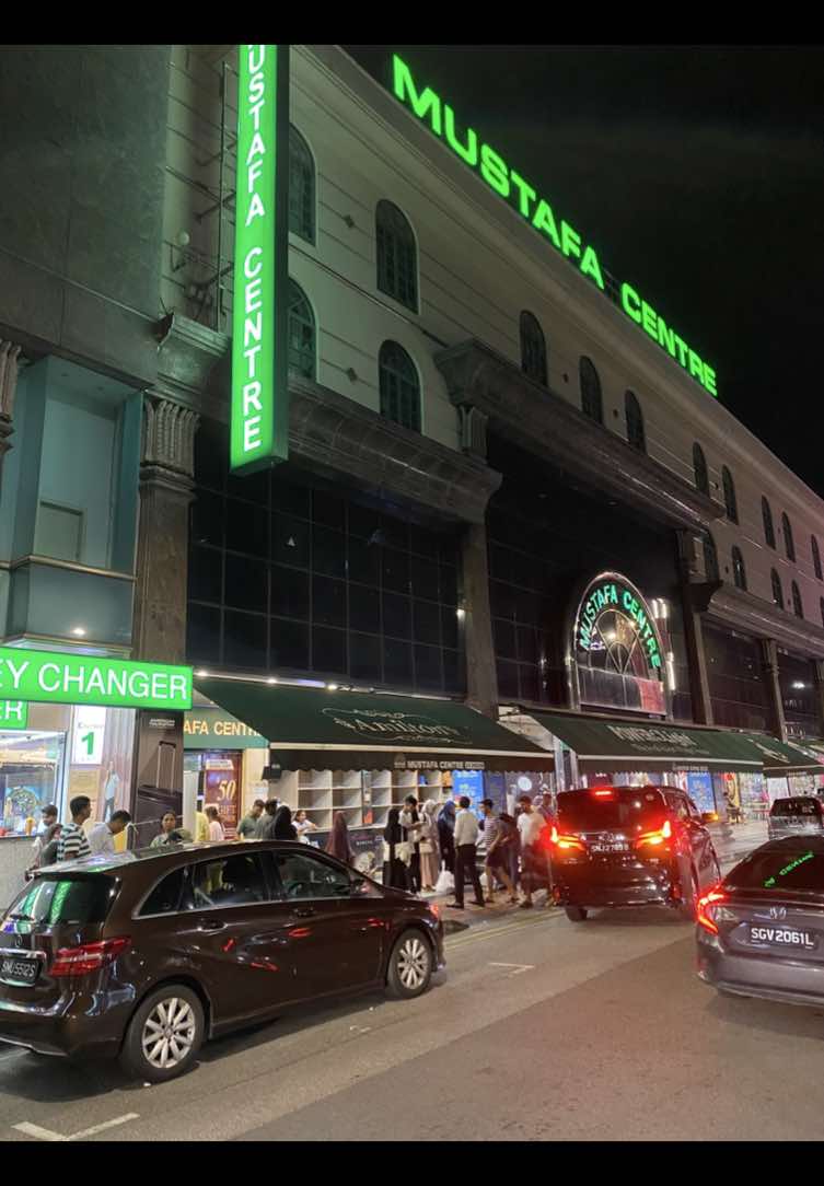 Mustafa centre, rekomendasi tempat belanja oleh2  #mustafacentre  #singapore 