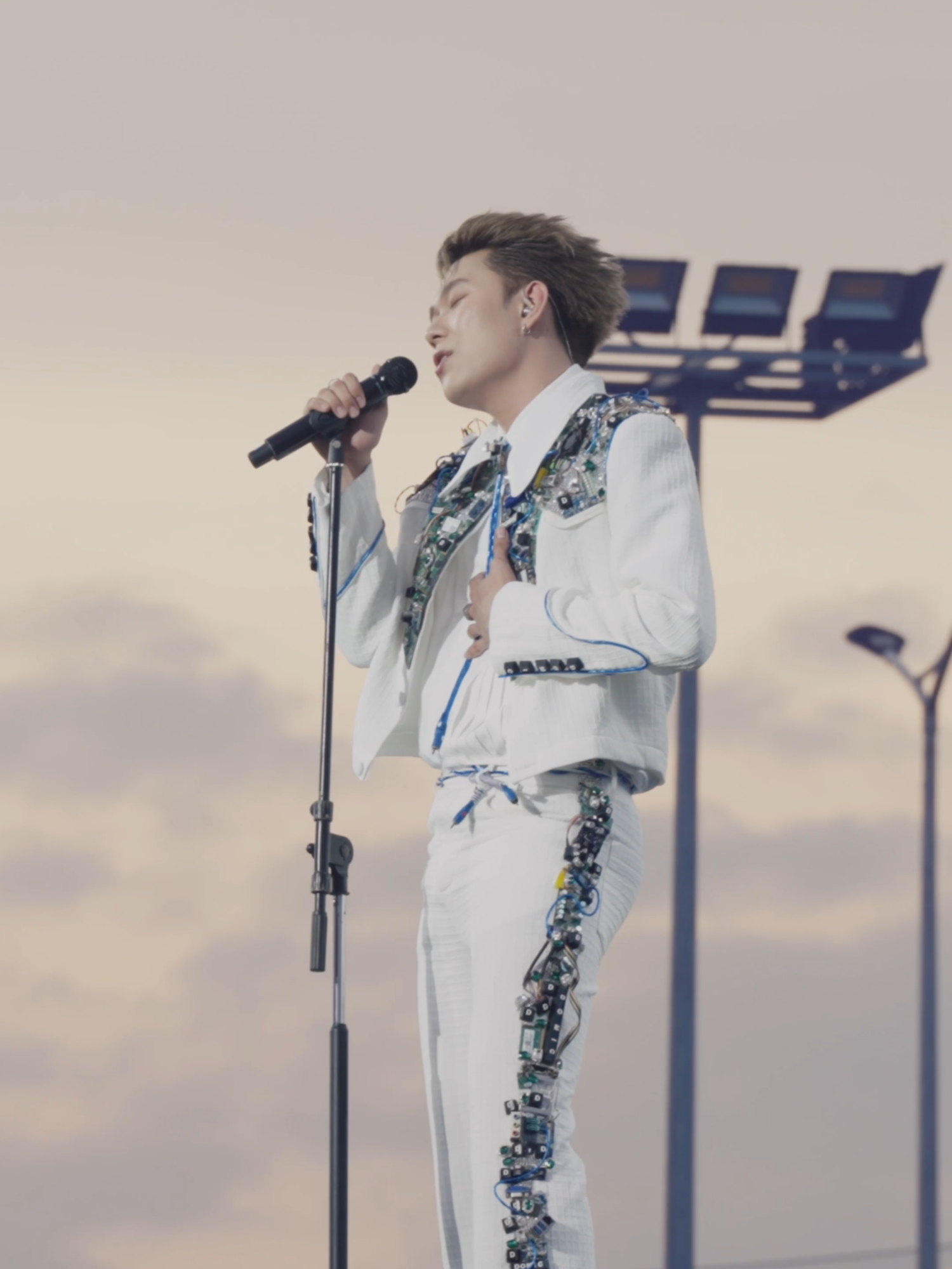 2 ngày yêu: ngày hôm nay và ngày mai... 🥰 #DuongDomic #YE2N #GENfest