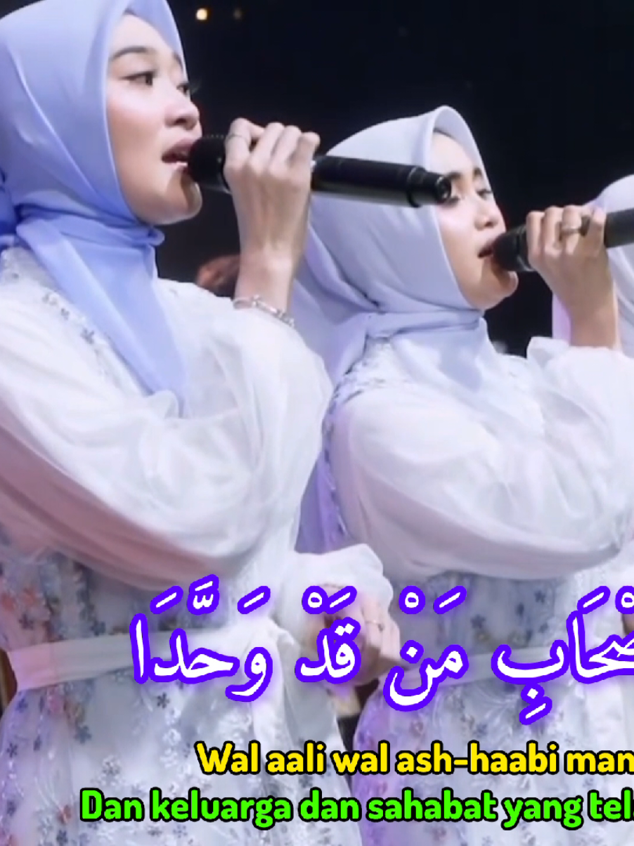 صَلِّ وَسَلِّمْ دَائِمًا عَلَى احْمَدَا Sholli wa sallim daa-iman alaahmadaa SHOLLI WA SALLIM DAA-IMAN LENGKAP LIRIK - BOCAH CILIK CILIK - ADELLA - ADELLA GIRLS  #adella #adellagirls #bocahcilikcilik #sholliwasallimdaaimanalahmada🥰🥰 #shohibussyafaah #lengkap #lirik #cuxy_ 