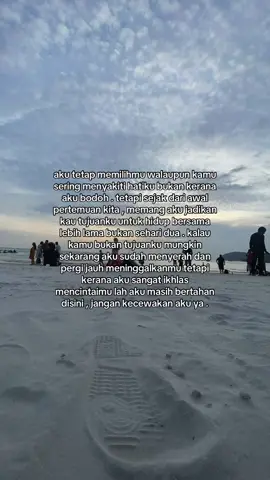 sesekali tu pandanglah perempuan kecilmu ni tuan , tak kesian ke ? 🥹