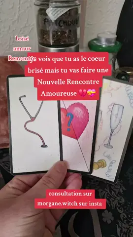 une nouvelle rencontre amoureuse et en route pour toi #cartomancienne #cartomancie #tiragedecartesoracle #tiragedecarte #voyance 