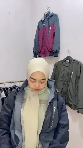 Join live#jakettaslanjnwaterfroop #jaketwaterproof #jaketbolakbalik #zhago #tiktoklive 