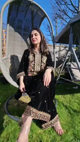 beautiful jora from @TrendyThreads01  #trendingvideo #pakistan #unitedkingdom #foruyou #viralvideos 
