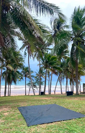 เเนะนำจุดกางเต็นท์ที่เงียบสงบ วิวสวย ด้วยต้นมะพร้าว 🌴 กางเต็นท์ริมทะเล ฟังเสียงคลื่น ลมเย็นสบาย เป็นลานกางเต็นท์ที่ไม่คาดคิดว่าจะเจอ ในบางสะพานน้อย ขับรถตั้งเเต่หาดบ้านกรูด หาดเเม่รำพึง ขับมาเรื่อยๆ เห็นร้านน้ำปั่น จอดซื้อเเล้วไถ่ถามหาที่เที่ยว 😂 เเนะนำให้มาดู เห็นเเล้วถูกใจมาก ไม่คิดว่าจะมีลานกางเต็นท์เงียบสงบอยู่ มีคุณป้ากับลุงดูเเลอยู่ ดูเเลดีมาก บริเวณหน้าหาดก็สะอาด มีไฟฟ้า มีไฟส่องสว่าง #ปลาเก๋าเกยทราย #บางสะพานน้อย #ประจวบคีรีขันธ์ #จะไปเที่ยว #tiktokviral #tiktokพาเที่ยว 