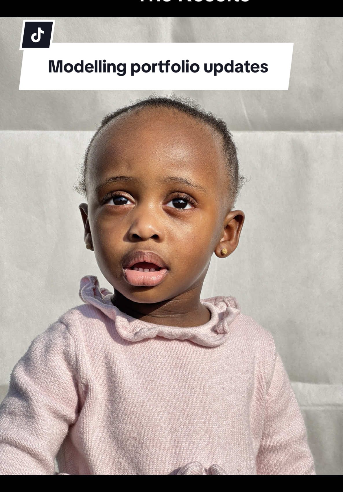 Home “portfolio” updates with Jannah for her agency have always been a joy!  Some harder than some, thankfully we got good pictures in less than 20 minutes today😂💃🏾 Crossing our fingers for new jobs with these ☺️ #babymodel #modelbaby #babymodelling #babymodels 