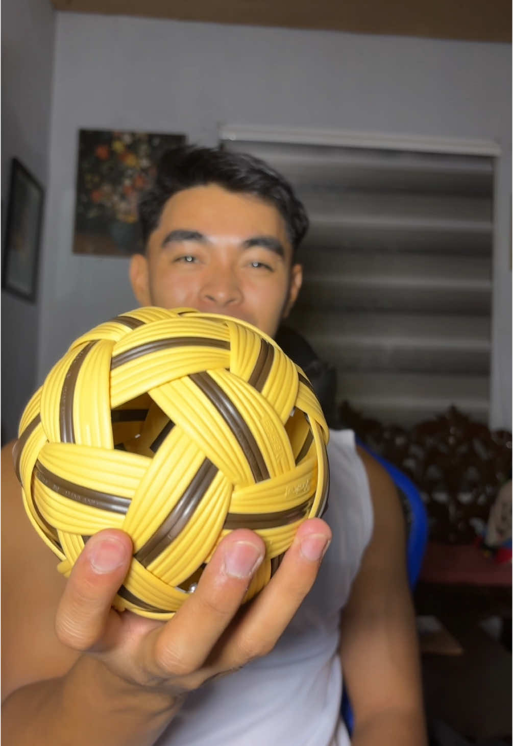 Para sa mga sepak takraw players ito na ang makakapag pa saya sa inyo. Synthetic Fiber ang materials niyan kaya maganda pang laruan👌🏻😁 #sepaktakraw #sepak #sepaktakrawphilipines🇵🇭 #sports #foryou #players #affordable #quality 