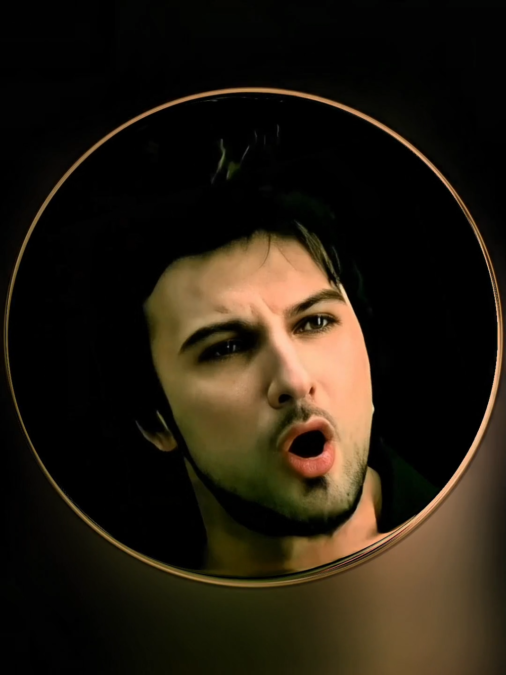 Tarkan - dudu  #2003 #megastar  #tarkantevetoglu  #müzik #SonerFM 