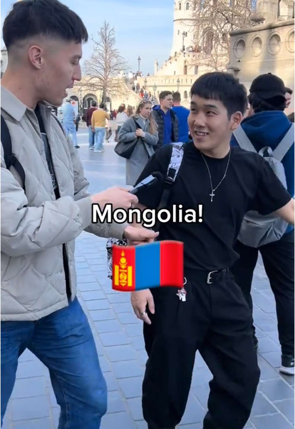 Mongolian man speaks Japanese 🇲🇳🇯🇵🤯 . What a cute couple 😍 . #mongolia #japan #kyrgyz #budapest #asia 