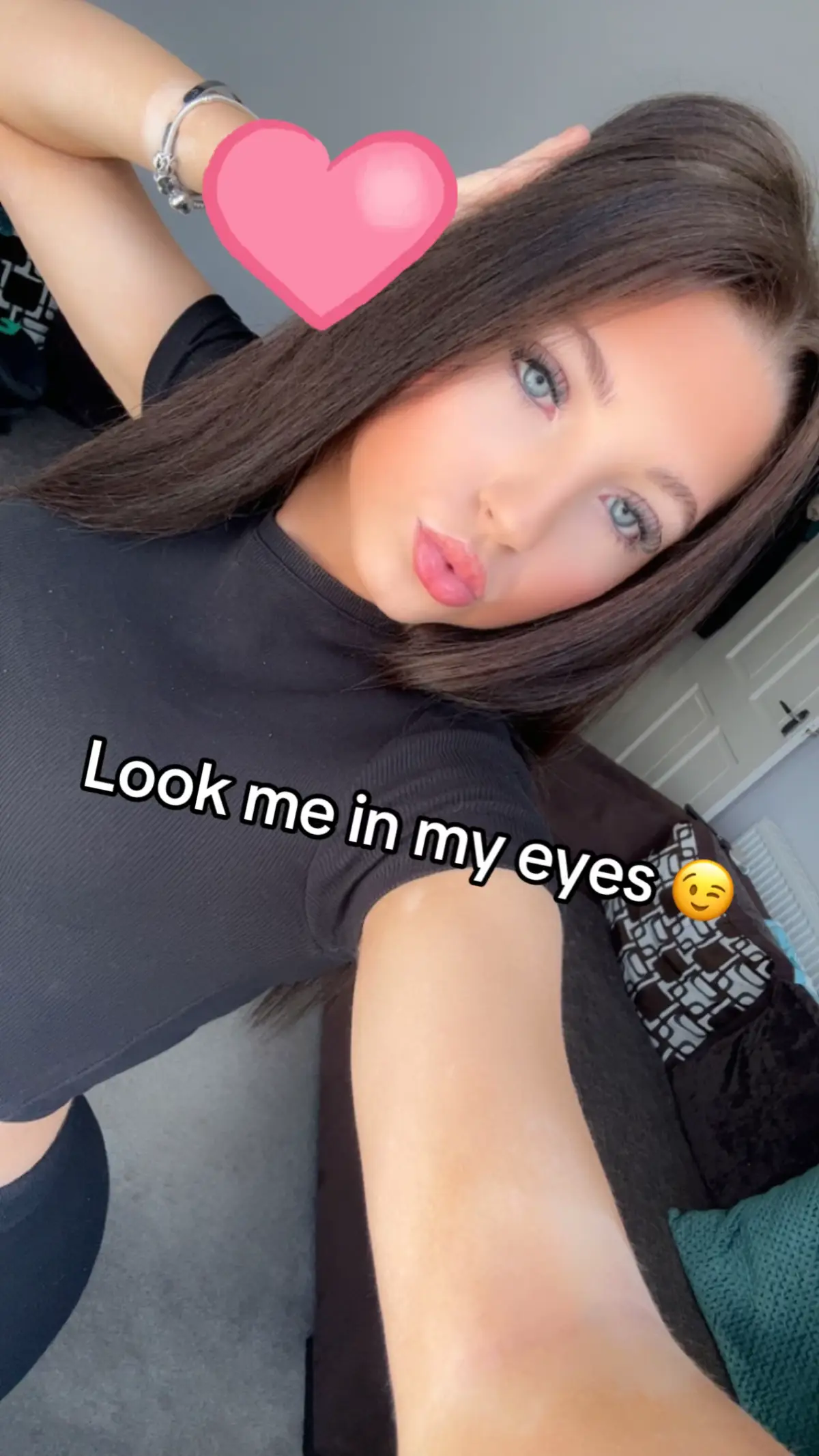 #foryoupagе  #tiktokdonttakethisdown #fakebodyy⚠️  #im18tiktokdonttakethisdown  #fakesmokefilter⚠️ 