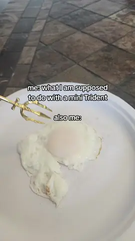 I was informed I got the stabbing part wrong, I know now 😂 #epicthemusical #epic #jorgeriveraherrans #greekmythology #odysseus #poseidon 