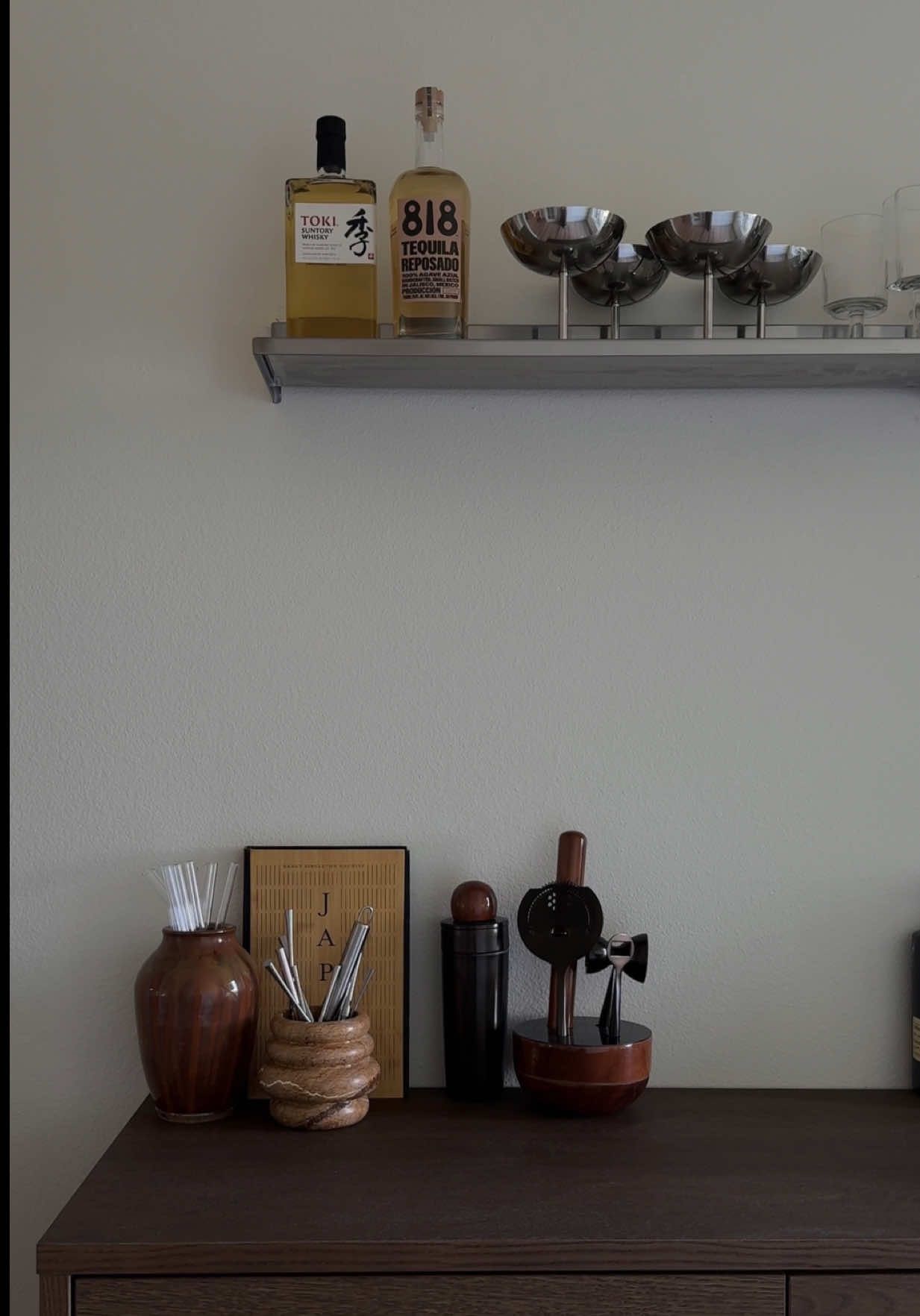 At home bar & coffee shop ☕️🍸(@IKEA TONSTAD sideboards x2) #ikeahack #ikeatonstad #ikeafinds #coffeebar @Arthur 