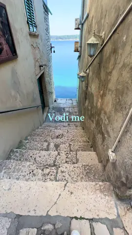 Croatia i Oliver 🌊🩵  #croatia #hrvatska #oliver #oliverdragojevic #sea #Lifestyle #fyp #croatianmusic #rovinj #istra 