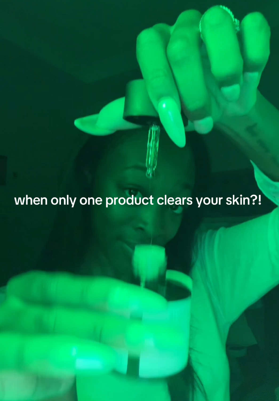What skincare product always clears your skin?🫧 For me it’s this cosrx Niacinamide 15% Serum, have you tried it yet to clear excess sebum, shrink your pores or evening your skin tone?? lmkk?🫧 #greenlighttherapy #clearskin #fypsounds #skintiktok 