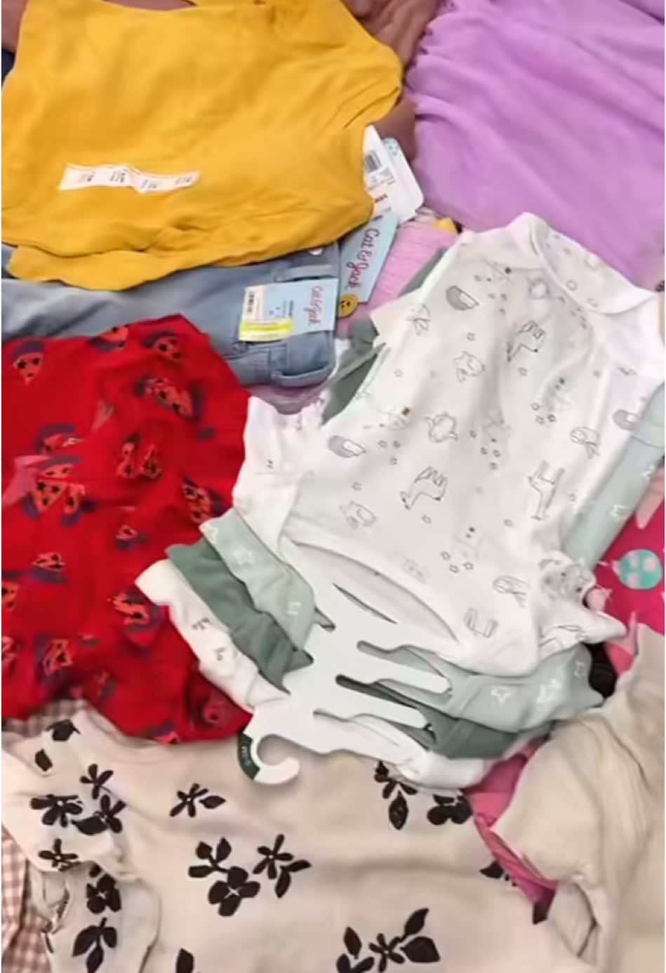 New Baby/Toddler clothes pallets now available 