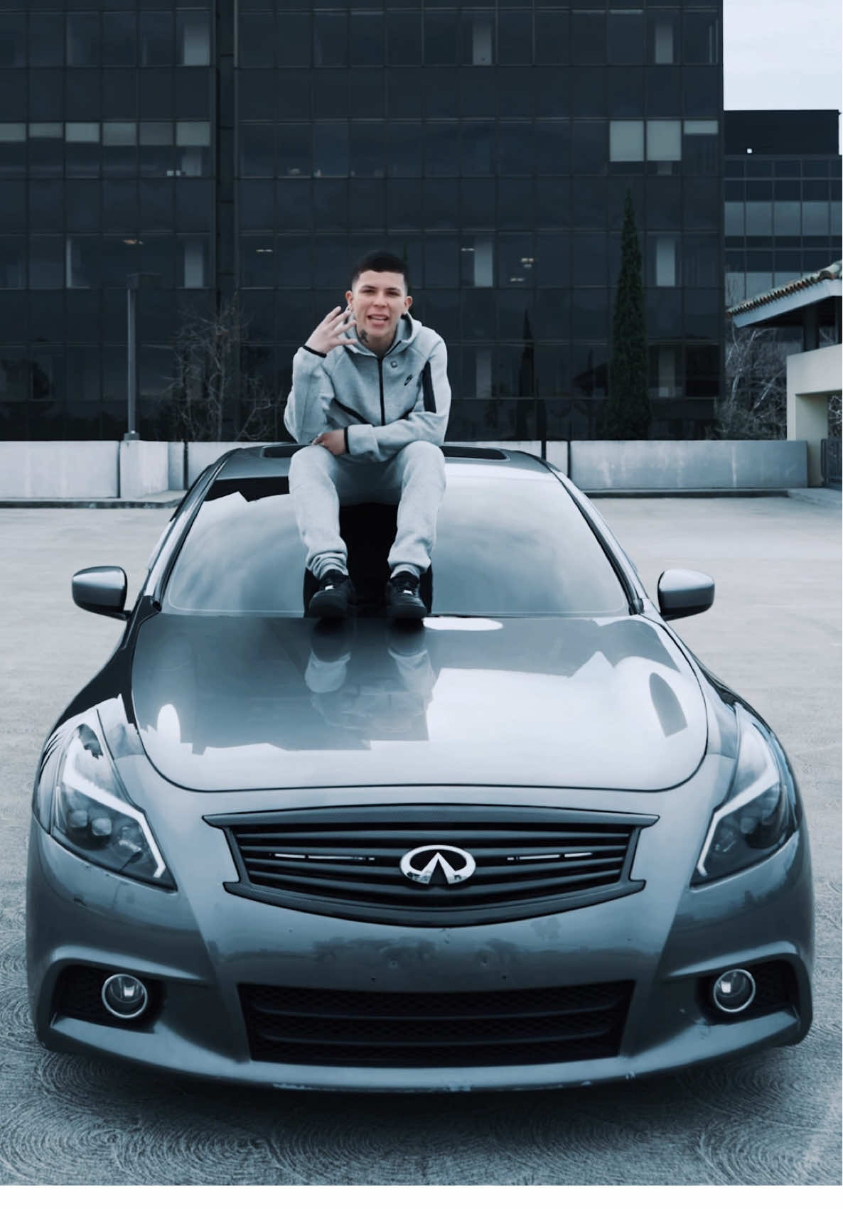 Quién será el nuevo dueño? 🤔🫣 #fyp #parati #elsantytv #g37 #vq #bayarea #sanjosecalifornia #mustang #losangeles #g35 #oakland #humor 