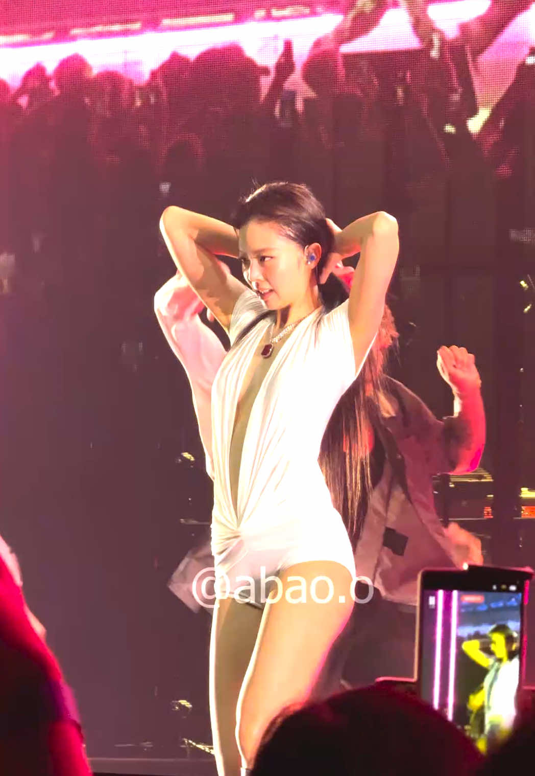 Jennie filter costume change #jennie #jenniekim #jennierubyjane #filter #blackpink #ruby #la #fyp 