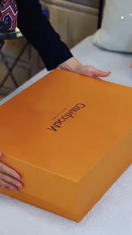 ชุดผ้าปูที่นอนลายทาง ให้ความรู้สึกเหมือนอยู่ในโรงแรม