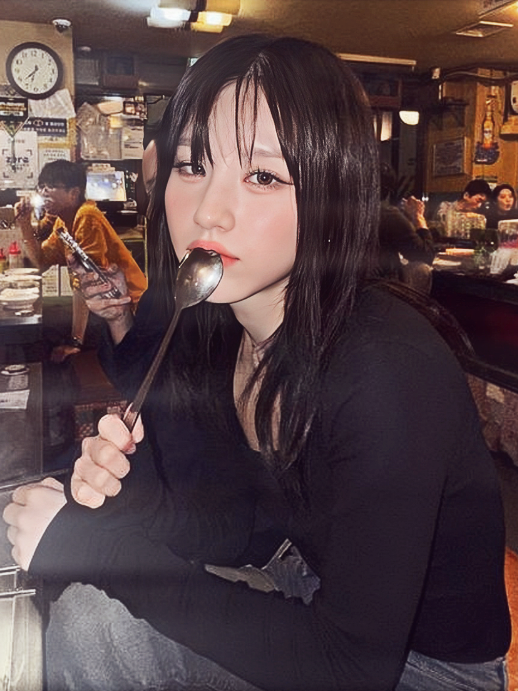 ela dizendo que não fala português falando em português KKKKKK 🤏🤏 ~ oie!! se você gostou do video.. curta, compartilhe e me siga para mais ♡ @Official ARTMS @TikTok  [ tags ]  #heejin #artms #loona #amp #heejinloona #orbit #ourii #heejinedit #stanloona #fyp #xcyzba #paravoce 