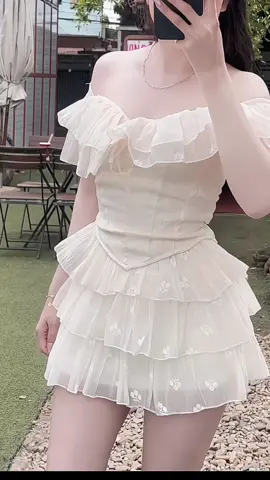 SET HOA NHÍ ÁO TRỄ VAI NHÚN BÈo kèm chân váy 3 tầng #setdoxinh #fyp #thoitrangnu #xuhuongtiktok 