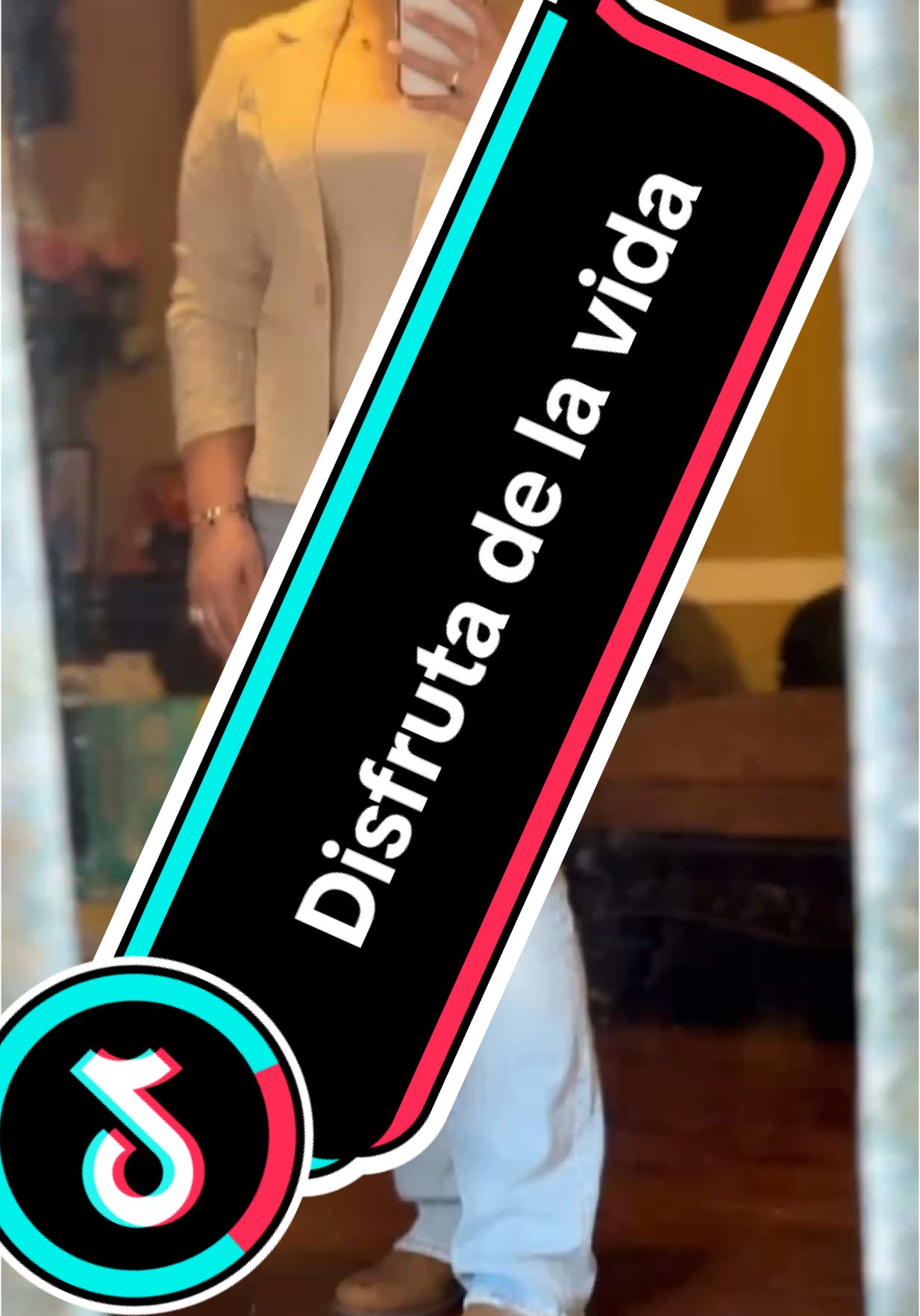 Living my best life #livingmybestlife #fashiontiktok #fyu 