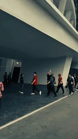 Ole Romeny 🇮🇩 Style #oleromeny #oleromeny🇮🇩 #timnasindonesia #pemainketurunan #pemaintimnasindonesia #timnas #style #outfit #fashionstyle #casualoutfit #outfitinspiration #streetstyleideas #edit #footballedit #footballtiktok #fypp #fypage #fyp 