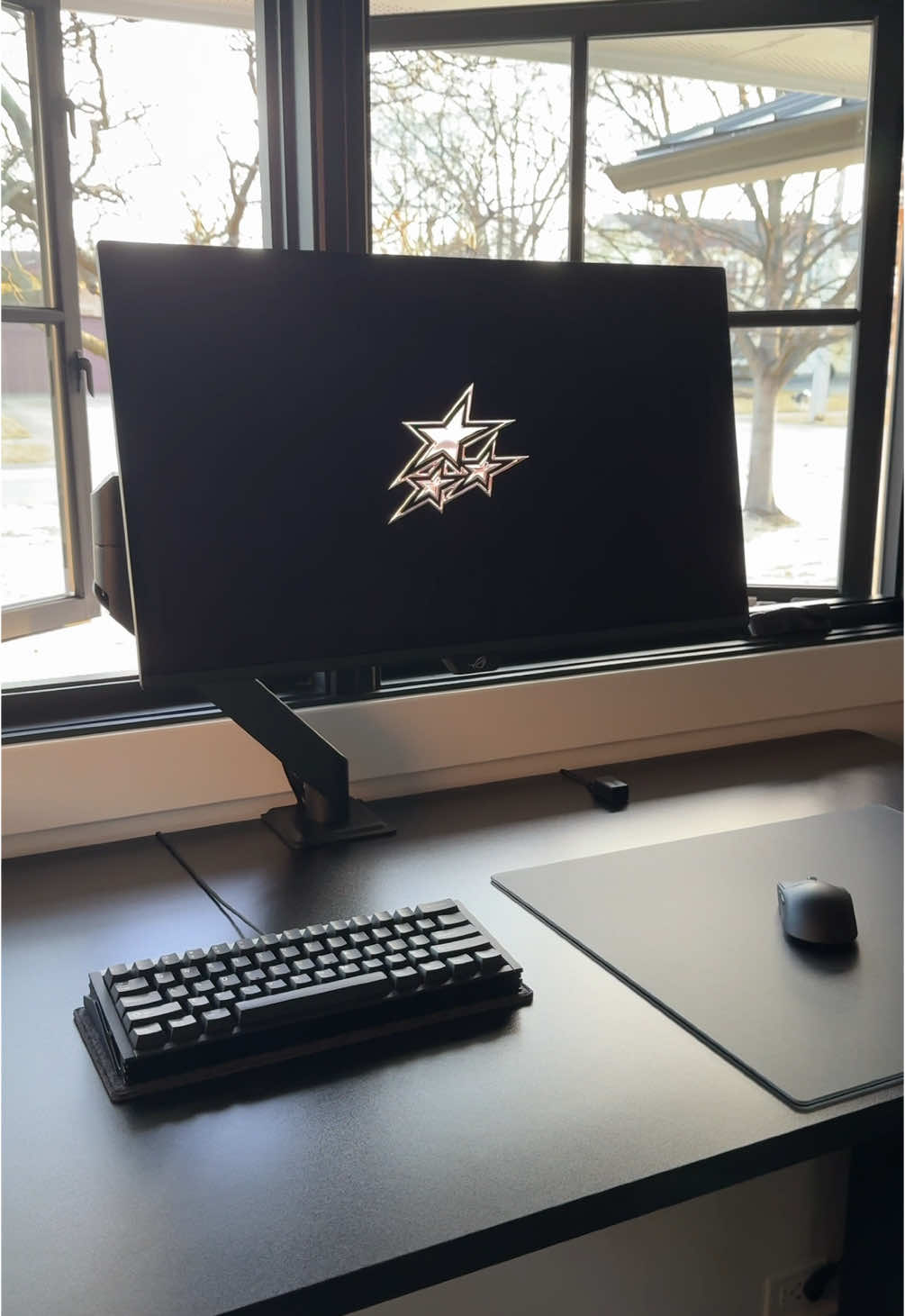 Standing mode 🙃 #techtok #setup #pc #fyp 