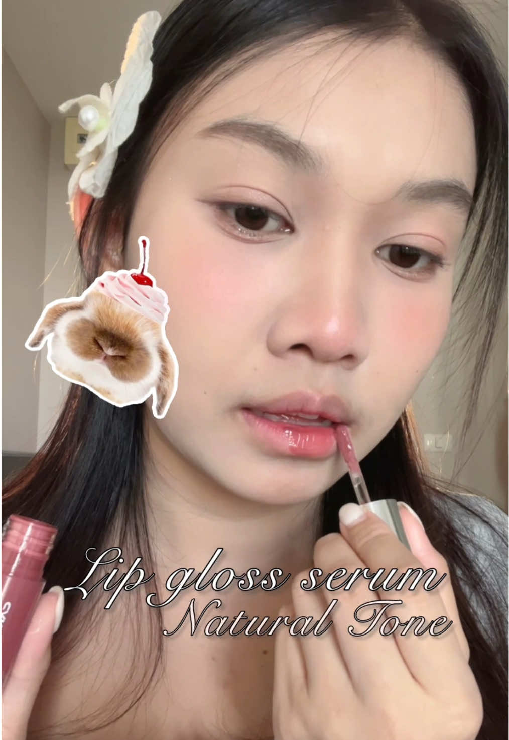 จ๋วยม้าก ฟอ อิ นอ ! ลิปที่ทาแล้วปากฉ่ำ ชุ่มชื่นสุด ๆ ๆ พกทั้งแป้งและลิปเลย จบ จบ 🍥🎀⭐️ #carslanth #carslan #lipgloss 