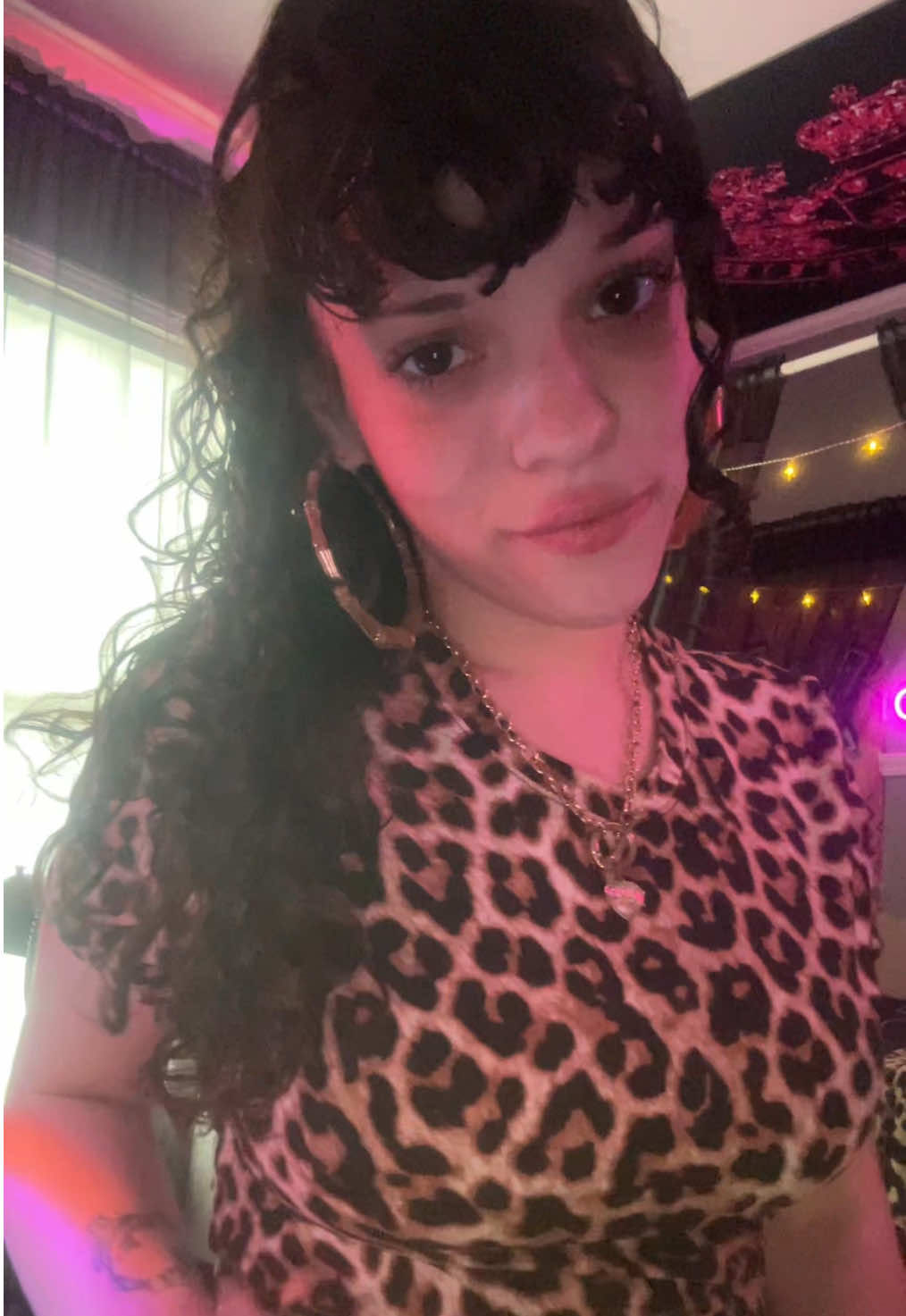 When it’s BENEFICIAL #fypシ #foryoupage #foryou #mcblingstyle #mcblingaesthetic #mcbling #2000s #y2k #y2kaesthetic #y2kstyle #juicycouture #hellokitty #lepordprint 