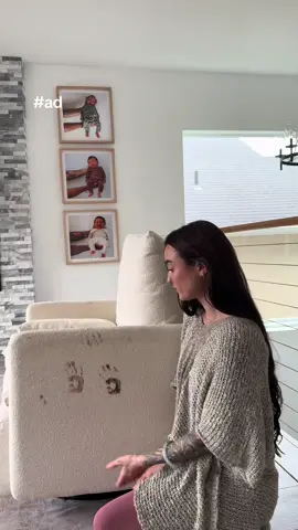 Love might be blind to the mess, but thankfully, @BISSELLclean isn't 👀♥️ #ad The Little Green @walmart-exclusive is on sale for $87.94 until 3/21! Visit the link in my bio to get yours #BISSELL #LoveIsBlindtoMess  #BISSELLpartner