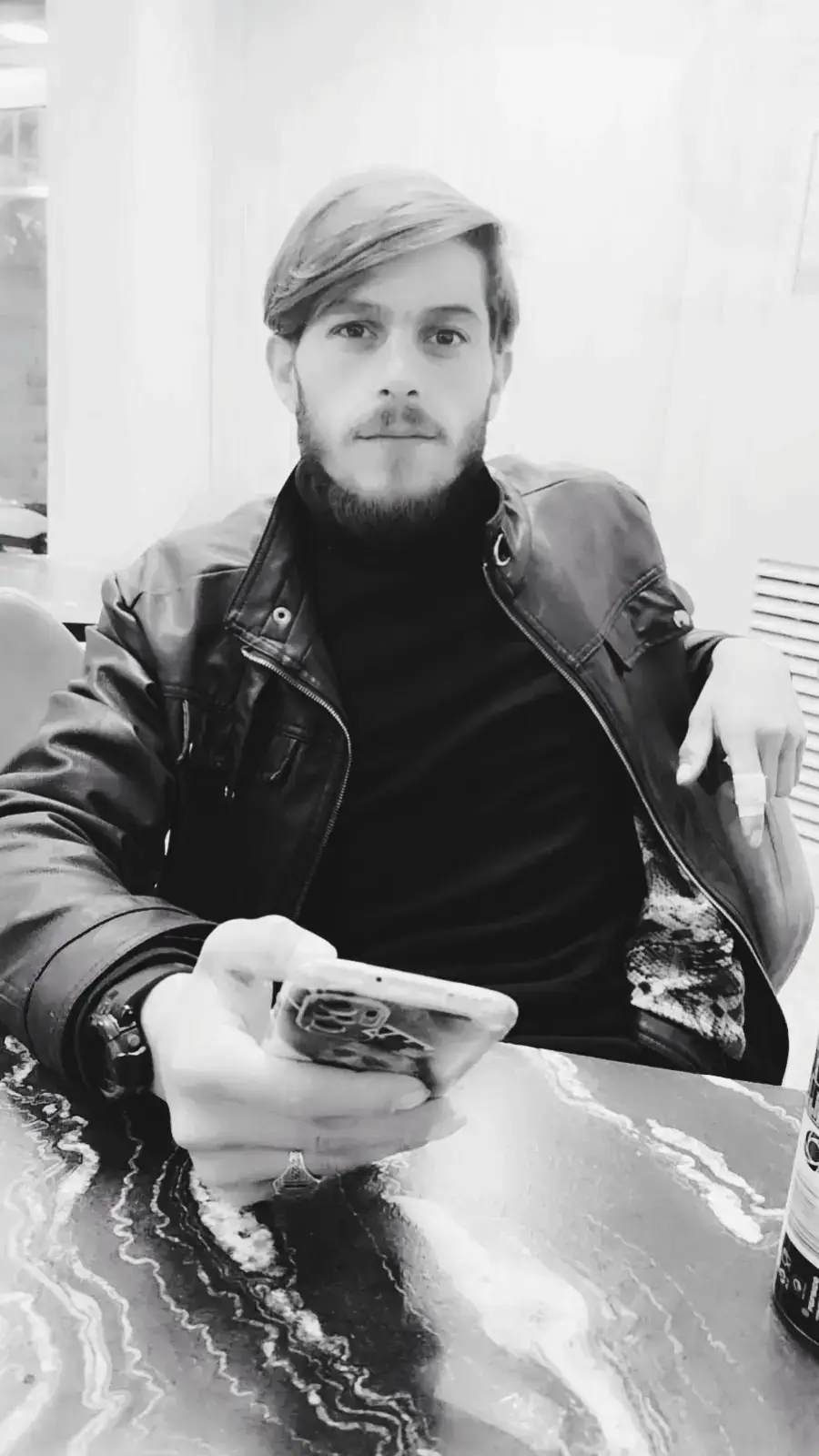 (•🍁 جــر عــة 🍁•)