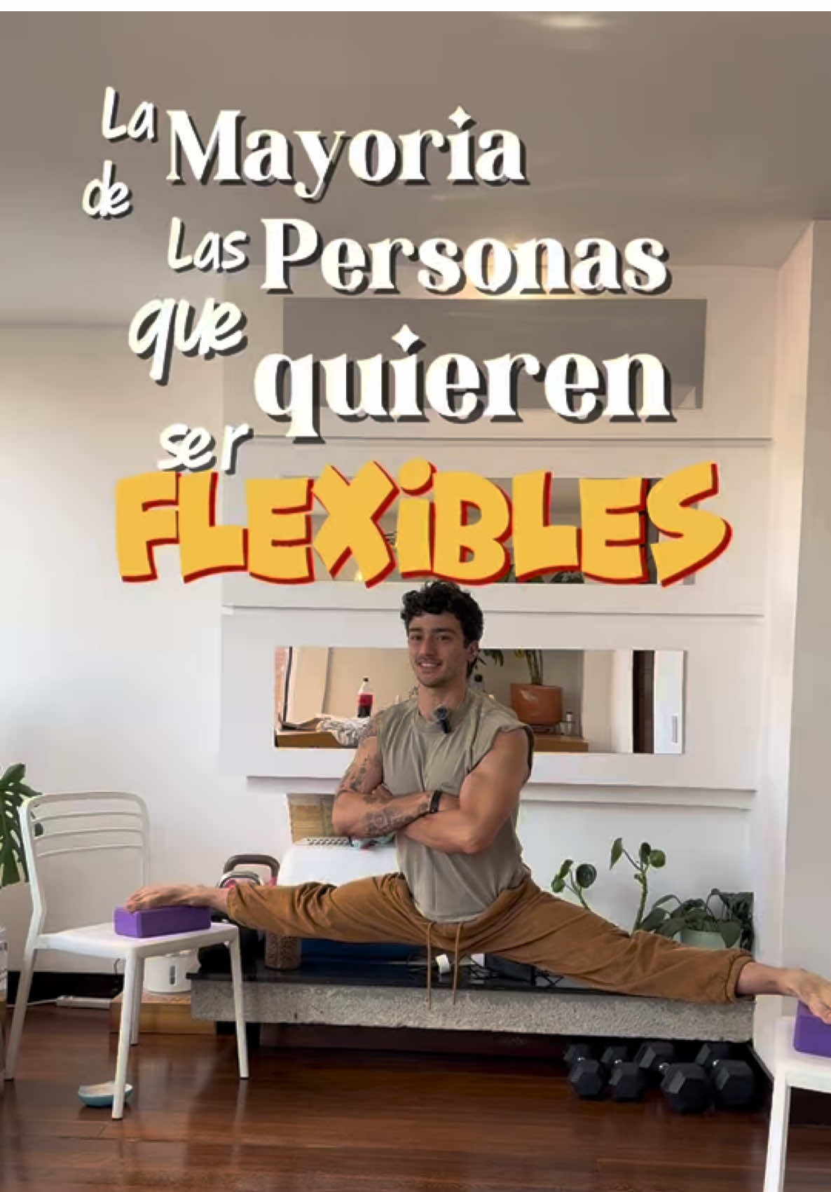 Si quieres mejorar tu flexibilidad y no sabes por dónde empezar, esta rutina de flexibilidad para principiantes es para ti. 📌 En solo 5 minutos y con 4 ejercicios, vas a trabajar: ✅ Aductores ✅ Columna ✅ Flexores de cadera ✅ Tobillos y gemelos 💡 ¿Cómo hacerlo? 🔹 3 rondas de cada ejercicio. 🔹 6 repeticiones por ejercicio. 🔹 10 segundos de sostén en el punto de mayor elongación. 📌 Intenta incrementar el rango de movimiento en cada ronda para progresar de forma efectiva. 📍 Adapta cada ejercicio a tu nivel para sentir el estímulo del estiramiento y mejorar tu flexibilidad de manera segura. 💬 Hazme saber en los comentarios si tienes preguntas sobre este ejercicio o qué otro ejercicio quieres que te enseñe. 🔥⬇️ #Flexibilidad #Movilidad #Estiramientos 
