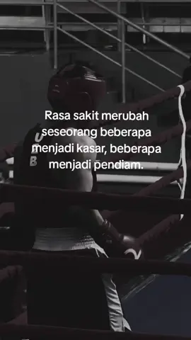 jadilah kuat tapi jangan kasar, dan jadilah baik tapi jangan lemah,. #quotes #motivation #boxing #training #katakata #fighter #4u #boxer #mma #kickboxing #muaythai #indonesia #fyp 