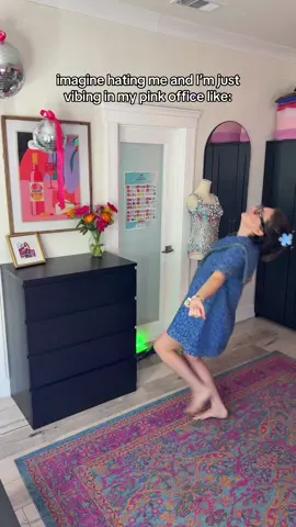 all vibes over here 💁🏼‍♀️💖🎀 